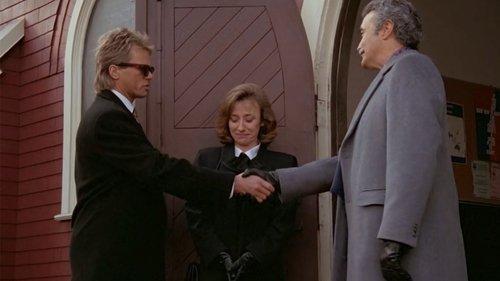 MacGyver Season 6 Episode 16 - There But for the Grace