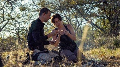 Running Wild with Bear Grylls: The Challenge Season 1 Episode 4 - Florence Pugh in the Volcanic Rainforest of Costa Rica