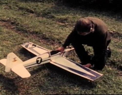 Jason King Season 1 Episode 21 - A Royal Flush