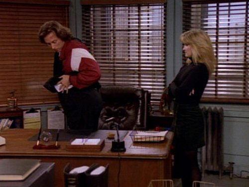 Wings Season 7 Episode 8 - When a Man Loves a Donut