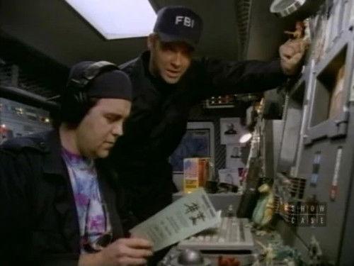 The New Addams Family Season 1 Episode 52 - Undercover Man