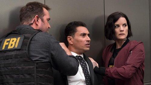 undefined Season 4 Episode 5 - Naughty Monkey Kicks At Tree