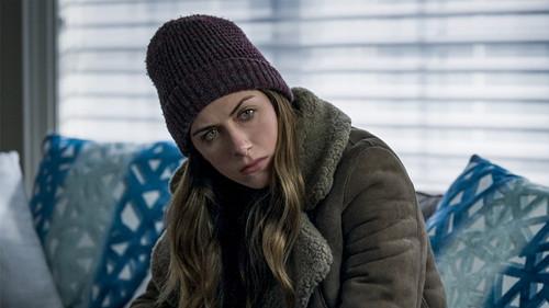 In the Dark Season 3 Episode 12 - Do You Hear What I Hear?