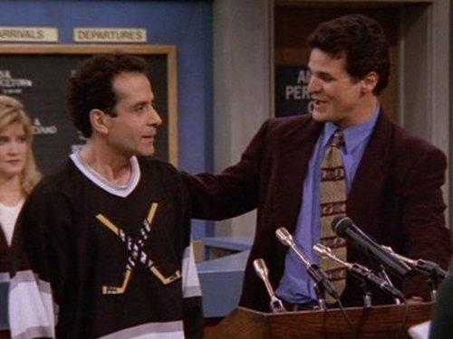 Wings Season 7 Episode 15 - The Team Player