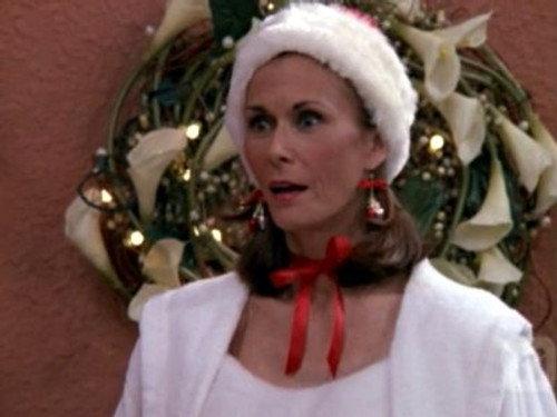 undefined Season 7 Episode 9 - It's a Hot, Hot, Hot, Hot Christmas