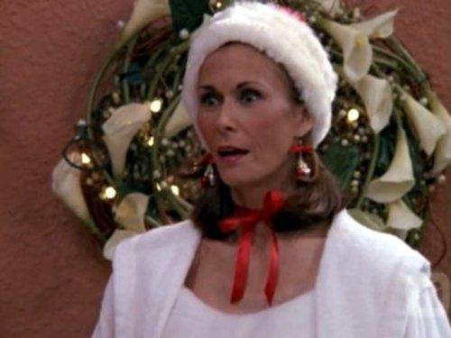 undefined Season 7 Episode 9 - It's a Hot, Hot, Hot, Hot Christmas