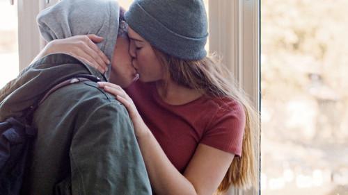 SKAM Season 1 Episode 5 - What  turns you on?