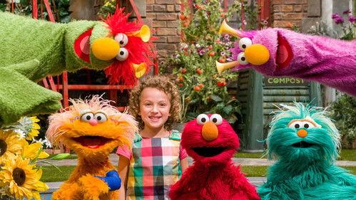 Sesame Street Season 50 Episode 23 - Zoe Breaks Her Arm