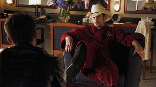 The Crazy Ones Season 1 Episode 19 - Danny Chase Hates Brad Paisley