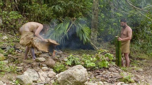 Naked and Afraid Season 10 Episode 8 - The Spirits Are Angry