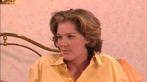 Hélène et les Garçons Season 1 Episode 33 - La poussière dans l'oeil