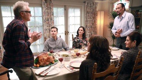 Brooklyn Nine-Nine Season 5 Episode 7 - Two Turkeys
