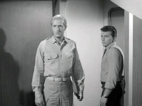 Voyage to the Bottom of the Sea Season 1 Episode 3 - The Fear-Makers