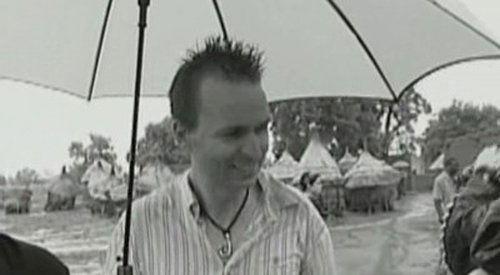 The Amazing Race Season 12 Episode 4 - Let's Name Our Chicken Phil