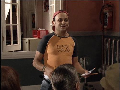 Vecinos Season 1 Episode 2 - La pintura del edificio