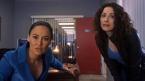 Warehouse 13 Season 2 Episode 6 - Around the Bend