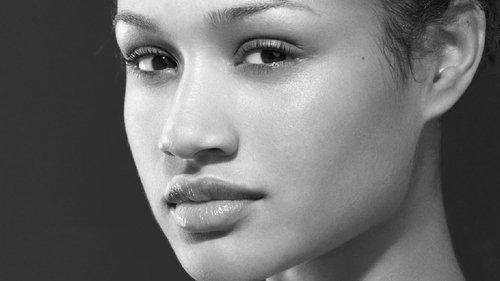 America's Next Top Model Season 2 Episode 6 - The Girl Whose Lips Puffed Up