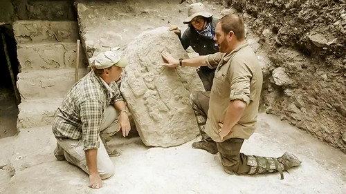 Expedition Unknown Season 8 Episode 9 - Chasing the Snake Kings