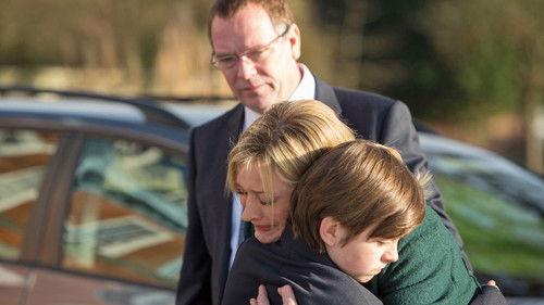 EastEnders Season 32 Episode 18 - 28/01/2016 Part 1