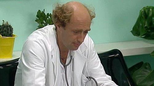 Our Little Clinic Season 1 Episode 9 - Muha iz Španije