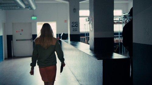 Diary of a Ditched Girl Season 1 Episode 2 - The Bartender