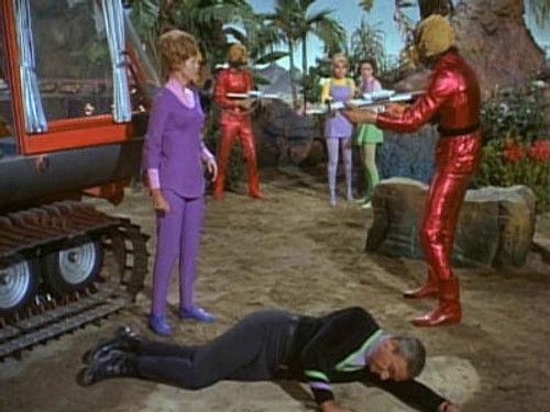 Lost in Space Season 3 Episode 14 - Castles in Space