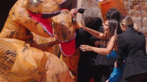 Red Carpet Survival Season 1 Episode 1 - Episode 1