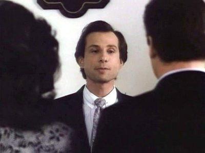 Mike Hammer Season 3 Episode 19 - Mike Gets Married