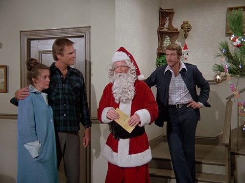 undefined Season 4 Episode 10 - A Bionic Christmas Carol