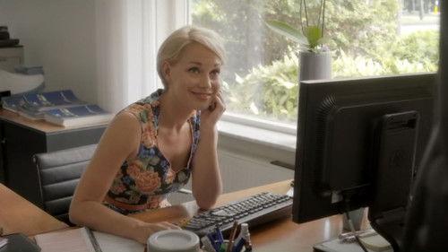 Divorce Season 3 Episode 9 - The third party