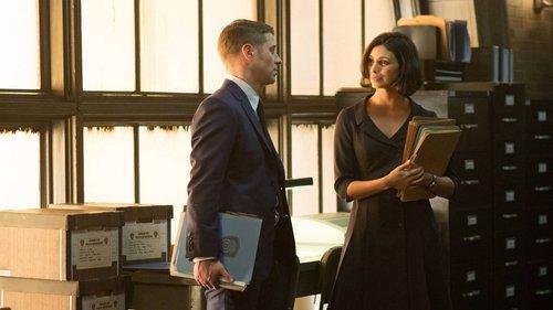 Gotham Season 1 Episode 15 - The Scarecrow