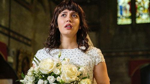 Casualty Season 35 Episode 22 - The Extra Mile