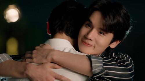 Enchanté Season 1 Episode 9 - In Love, Under Scrutiny