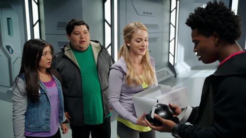 Power Rangers Season 26 Episode 11 - Tools of the Betrayed