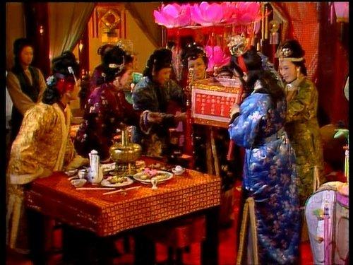 Dream in Red Mansions Season 1 Episode 21 - An Evening Banquet on the Lantern Festival in the Jung Mansion