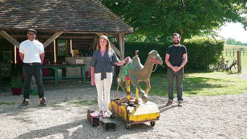 The Repair Shop Season 8 Episode 27 - Musical Wedding Album