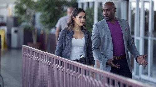 Rosewood Season 1 Episode 6 - Policies and Ponies