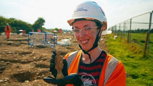 Digging for Britain Season 13 Episode 1 - Scottish Massacre and 70s Skate Park