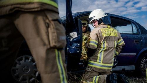 Feuer & Flamme Season 10 Episode 4 - Driver crashes unconscious into allotment gardens