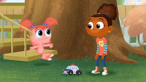 Esme & Roy Season 1 Episode 45 - Officer Tillie