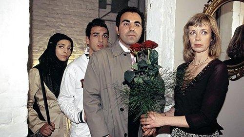 Türkisch für Anfänger Season 1 Episode 1 - The One in Which I Lose My Freedom