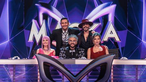 The Masked Singer Russia Season 6 Episode 1 - Episode 1