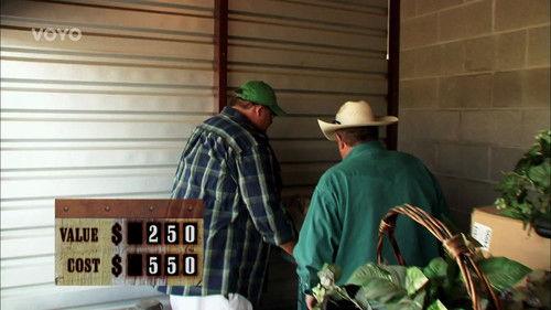 Storage Wars: Texas Season 1 Episode 7 - Home on the Strange