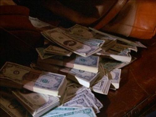 Fantasy Island Season 2 Episode 19 - Spending Spree / The Hunted