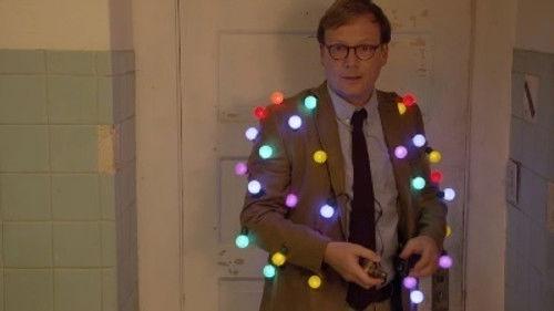 Review Season 1 Episode 8 - Marry, Run, Party