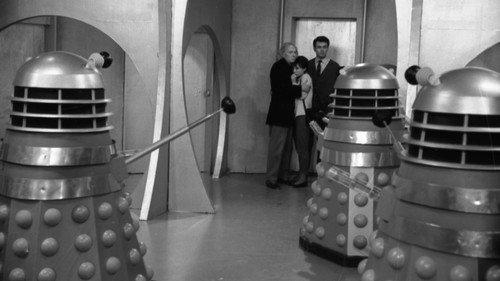 Doctor Who Season 1 Episode 6 - The Survivors