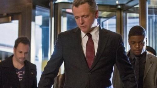 Elementary Season 1 Episode 11 - Dirty Laundry