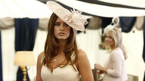 The Royals Season 1 Episode 2 - Infants of the Spring