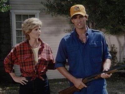 Knight Rider Season 4 Episode 13 - Out of the Woods