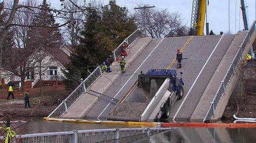 Heavy Rescue: 401 Season 3 Episode 11 - Only One Shot